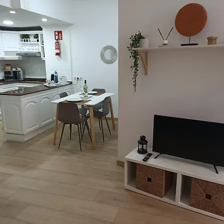 Apartment Yourcanterasbeachapartment *